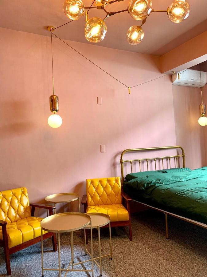 Baker Street London Style Inn Tainan Eksteriør bilde