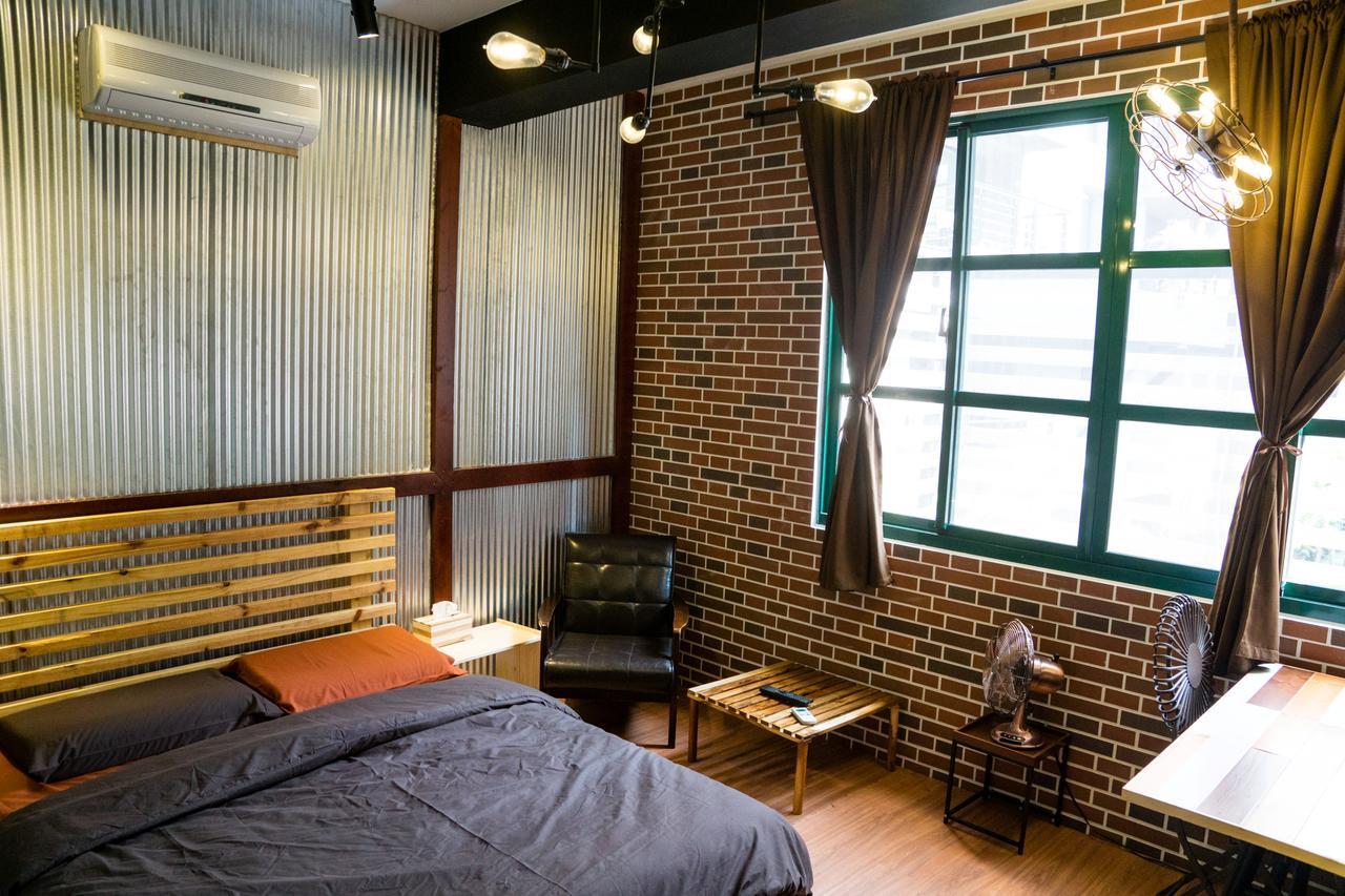 Baker Street London Style Inn Tainan Eksteriør bilde